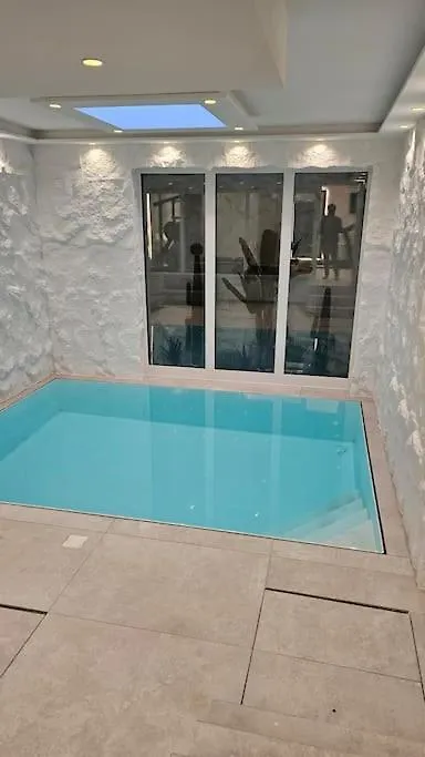 Ug Neubau City Wohnung - Pool, Gym, Zweites Bad Extra Buchbar Munich Germany