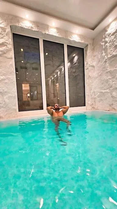 Ug Neubau City Wohnung - Pool, Gym, Zweites Bad Extra Buchbar Munich