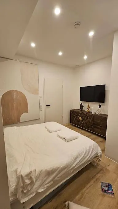 Apartment Ug Neubau City Wohnung - Pool, Gym, Zweites Bad Extra Buchbar Munich