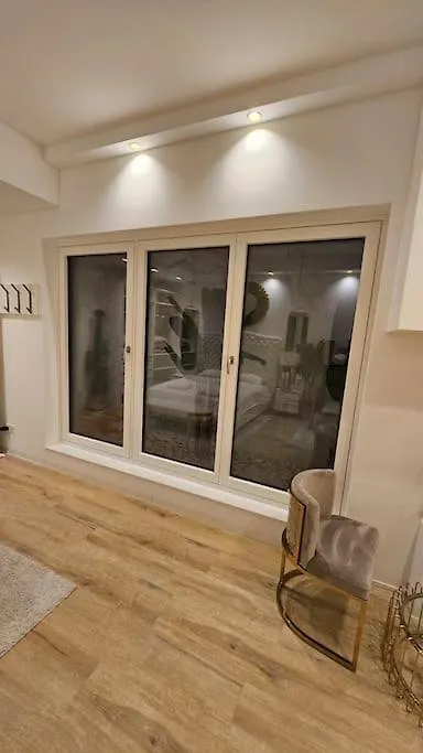 Ug Neubau City Wohnung - Pool, Gym, Zweites Bad Extra Buchbar Munich Germany
