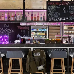 3* Ξενοδοχείο Moxy Ostbahnhof