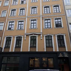 Royal Boardinghouse Gmbh - Munich