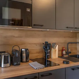 Sweethome - Super Zentral Und Modern, Kueche, Wifi Munich